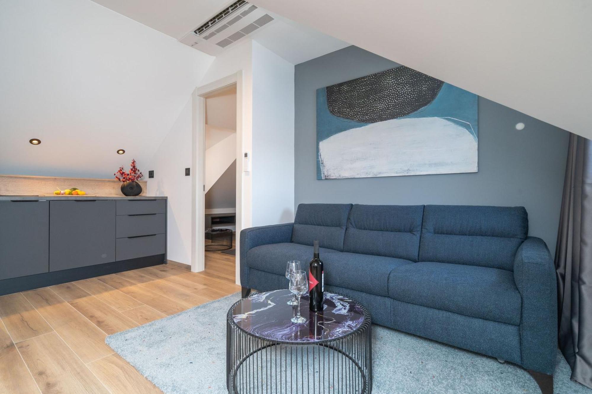 Apartments Villa Royale تْسافتات المظهر الخارجي الصورة